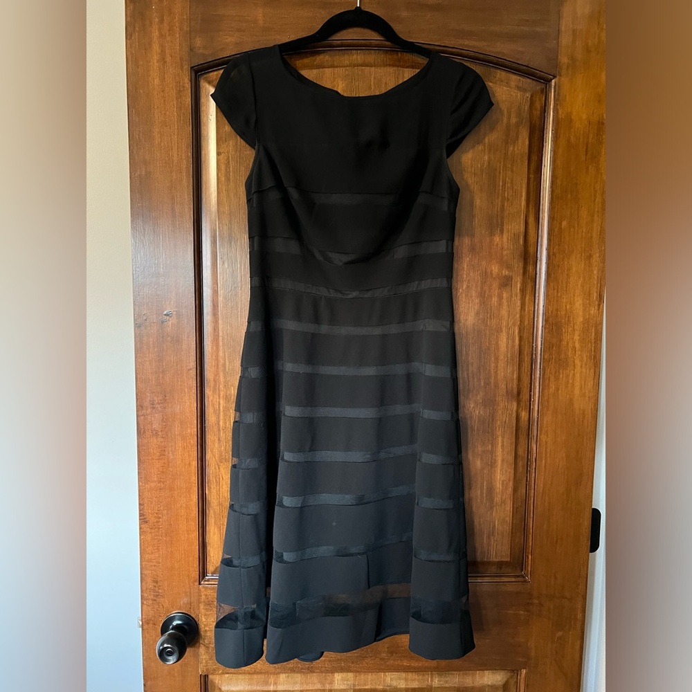 Adrianna Papell Black Chiffon Cap Sleeve Dress